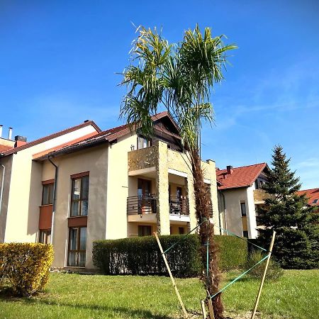 Luxus Golf Apartment Бюк Экстерьер фото